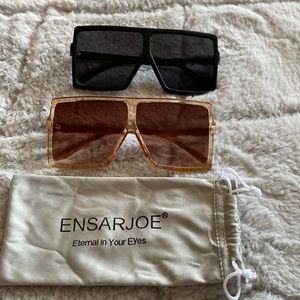 NWOT 2 pairs of sunglasses with case